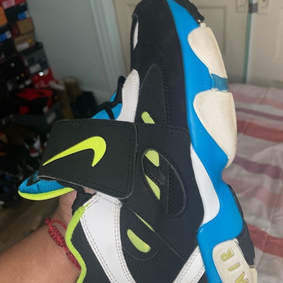 Air Diamond Turf 2 (GS) - Picture 2 of 3